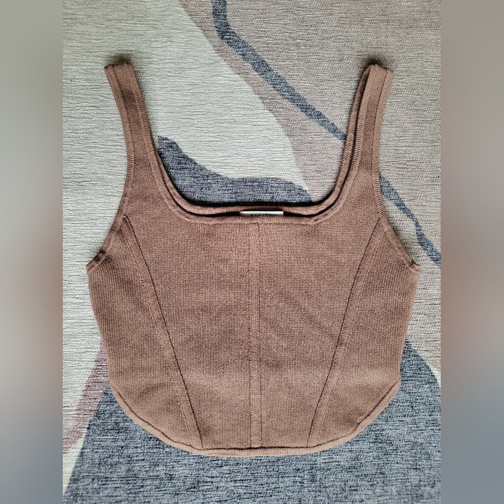 Aritzia Babaton Sculpt Knit Bustier Tank. Warm Taupe. Size M